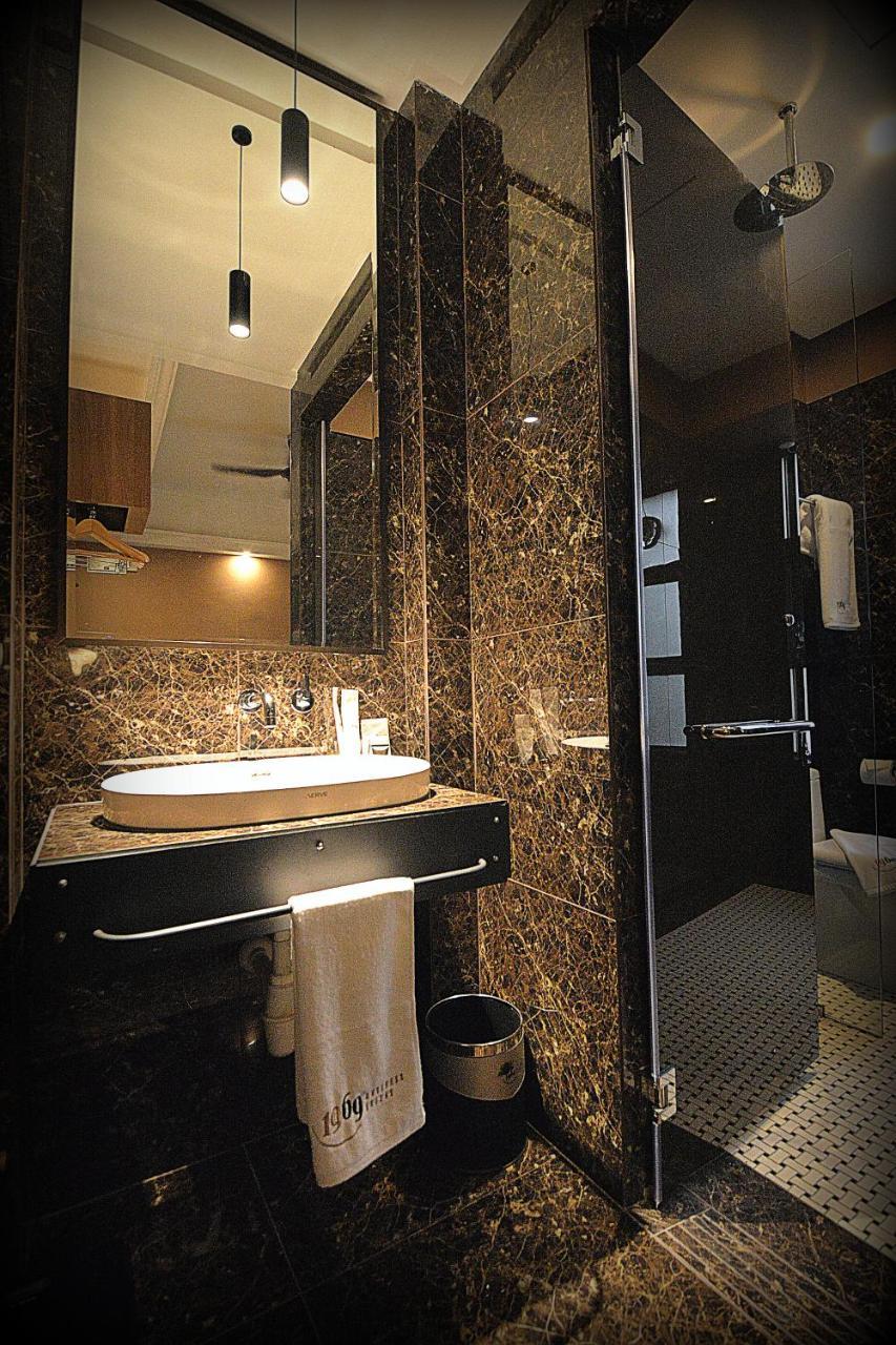 1969 Business Suites Bandar Botani, Ipoh Bagian luar foto